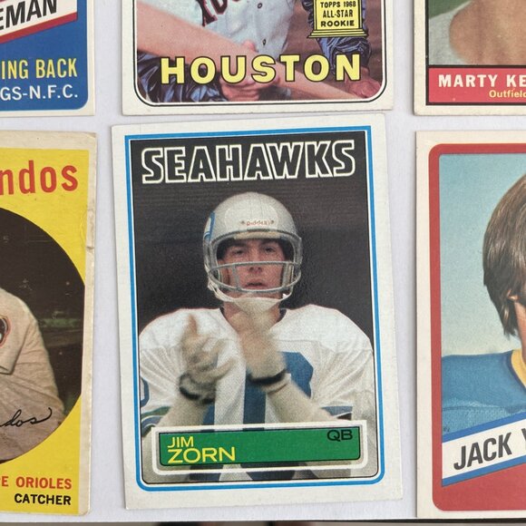 Vintage Sports Cards Random Lot Of 10 1950’s 60’s 70’s - Picture 10 of 12